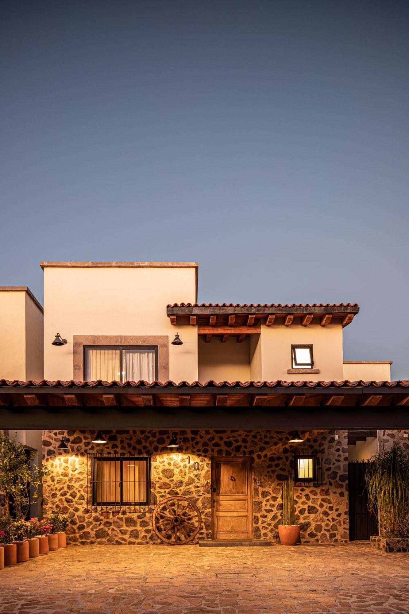 Private Jacuzzi & Pool, Elegant La Escondida 5Br Villa San Miguel de Allende Exterior photo